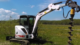 Аренда экскаватора погрузчика с ямобуром в Фрязино цена от 1524 руб